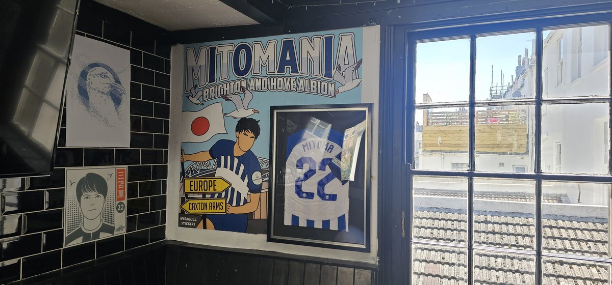 BrettMendoza_'s tweet photo. Bruno has gone.
The brilliant @SeagullStickers have been in and made a @kaoru_mitoma inspired mural for my pub @OfficialBHAFC memorabilia wall #bhafc https://t.co/qbHkRNJlww