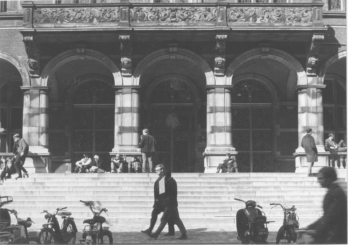 univgroningen's tweet photo. It's our birthday! 🥳 Today we officially celebrate 409 years of existence. We thank you all for taking part in our community! 

Starting May 2024, we will start our anniversary celebration of 410 years with an extensive programme. A little sneak peek 👀👇
https://t.co/MUDC0LgRzF https://t.co/RYegvHCnM3