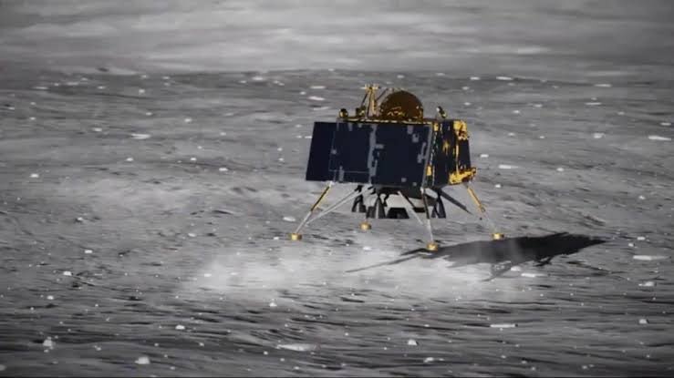 Hemanth33016922's tweet photo. Softlanding on north pole of the Moon.
Congratulations to Team ISRO. https://t.co/BGdDKjcI8h