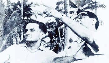 IndiaHistorypic's tweet photo. 1960s :: Vikram Sarabhai ( Father of India's Space Programme ) With Homi Bhabha ( Father of India's Nuclear Programme) at Thumba Equatorial Rocket Launch Station https://t.co/r4MGjwwU2X