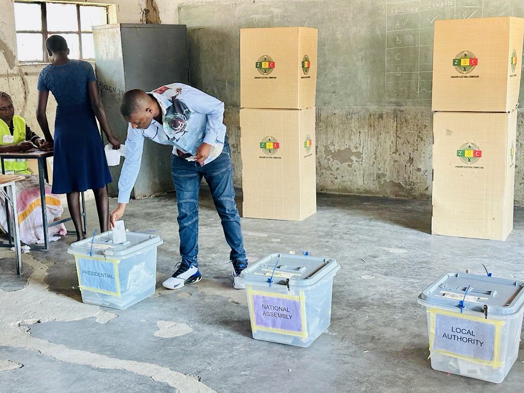 H⭕️N. JMW tweet media