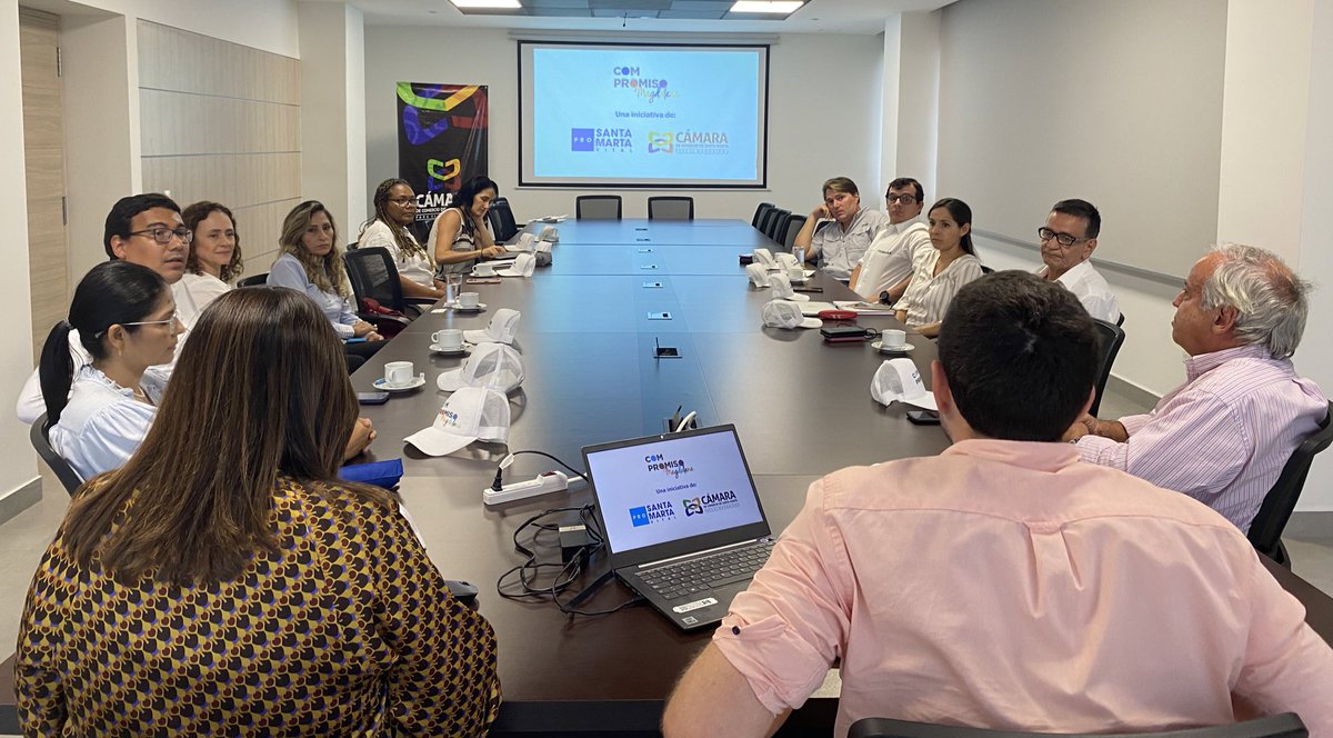 ProsantamartaV's tweet photo. ProSantaMarta instaló el Comité Directivo de #CompromisoMagdalena 👏👏 integrado por empresas, fundaciones, organizaciones y la academia que trabajarán juntos para construir mejores oportunidades en el departamento 💪🏻🙌🙌🙌 abro hilo (1/2) https://t.co/YE8GhgqoYl