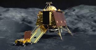 Chandrayaan-3 Mission: 'India🇮🇳, I reached my destination and you too!' : Chandrayaan-3 Chandrayaan-3 has successfully soft-landed on the moon 🌖!. Congratulations, India🇮🇳! #Chandrayaan_3 #Ch3 #ISRO