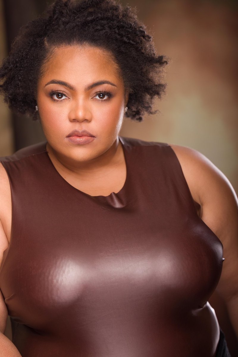 iamBrianaMorris's tweet photo. EAT IT UP, SIS!
📸 @photosbyjamaal
💄 @kfreestyles
#actorslife #headshot #actress #blactress #blackactress #earnyoursleep #acting #hustleMOR #liveMOR #loveMOR #auditions #hollywood #losangeles #casting #artist #chicagobred #Storyteller #Entertainer #boldstoryteller https://t.co/VexVt7Odnl