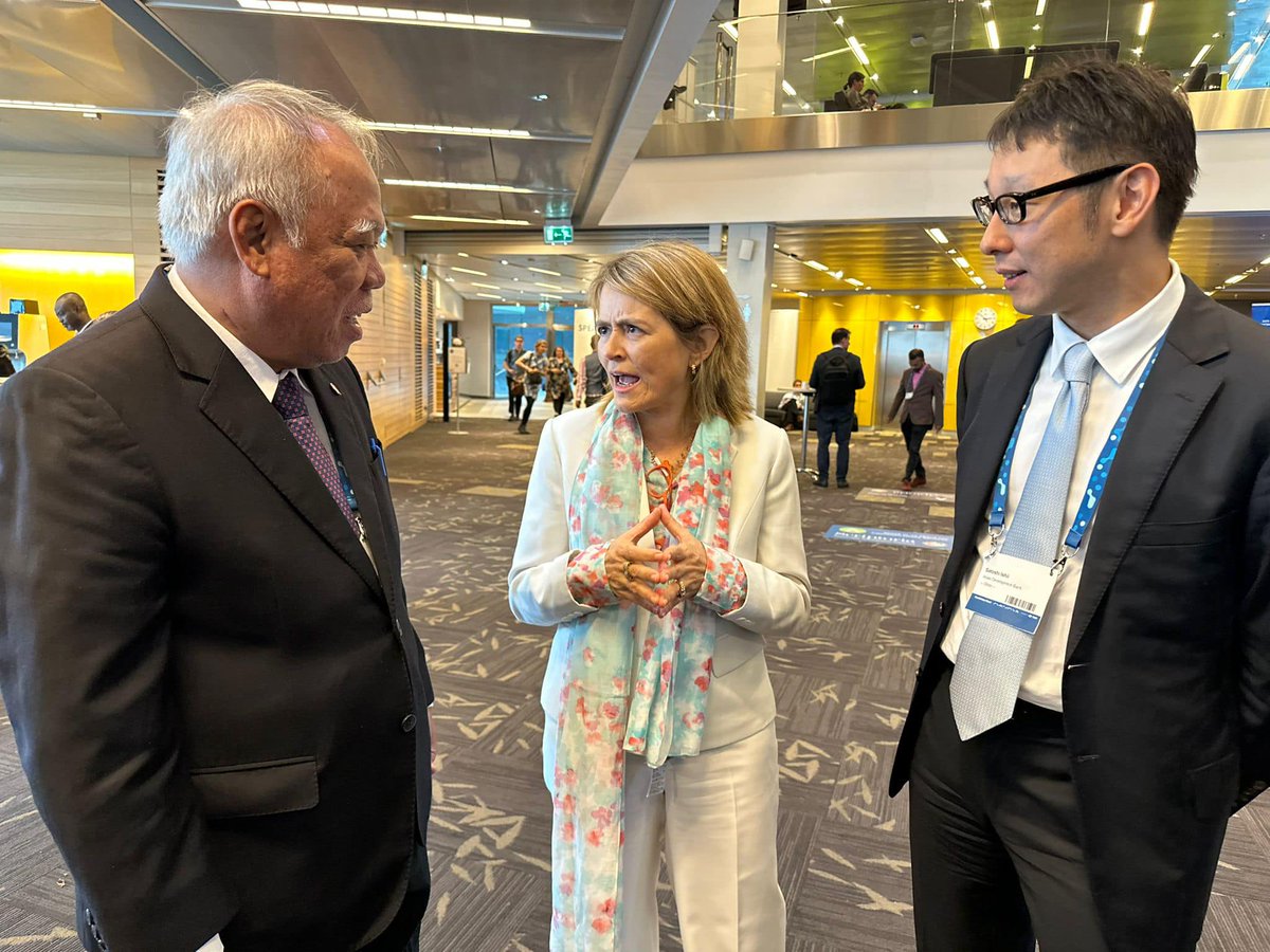 Catarina de Albuquerque tweet media