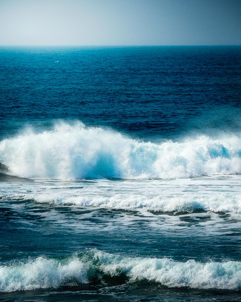 GM, everyone... 

One of my favourite places to go for peace and recharging... fresh ocean air!