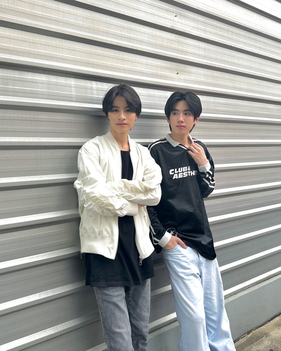789SURVIVAL's tweet photo. Chilling all day ⚪️⚫️ 
-
#AAashirakorn
#PHUTATCHAI
#789DEBUTGROUP https://t.co/7hzKGvDfkw
