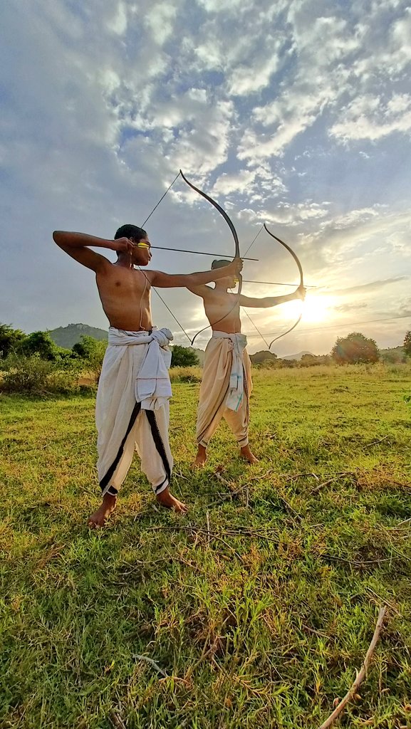 IDhanurveda's tweet photo. The journey of Dhanurvidya is a reflection of self-mastery, where the archer becomes a warrior of the mind and body.

#dhanurveda 
#isodhan  #dhanurvidya #dhanurveda #arrow #guru #gurukula #warrior #om #jaishreeram #parasurama #Archery #india #indian #instagood #trading https://t.co/iSLNUZj8me