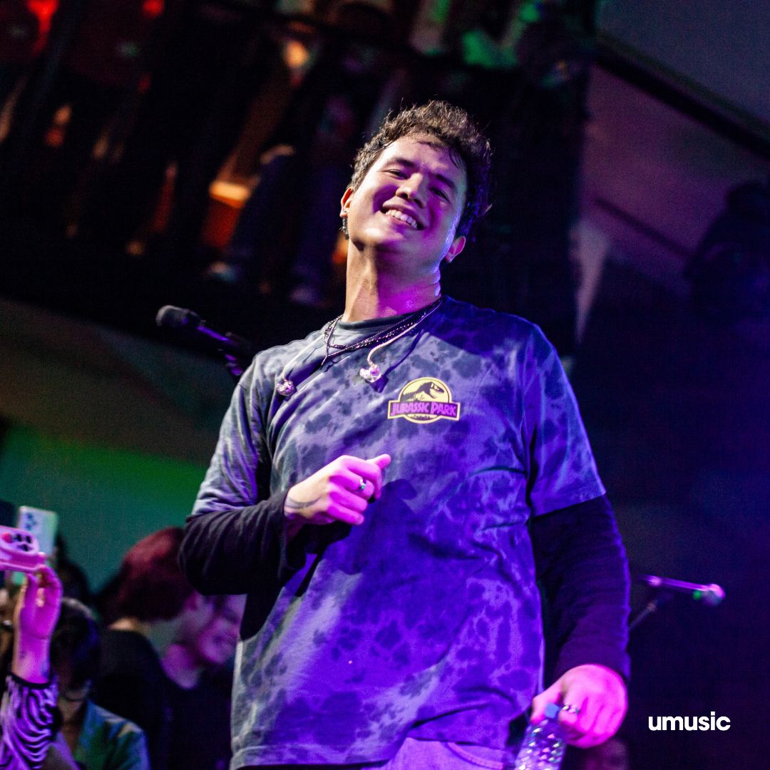 UMG_PH's tweet photo. tara't magwalwalan hanggang sa maka-move on ๐ถ #juankarlos @zildbenitez @ONECLKSTRAIGHT #Morobeats
๐ท: thebigpaophoto https://t.co/BTO7QQmEzq