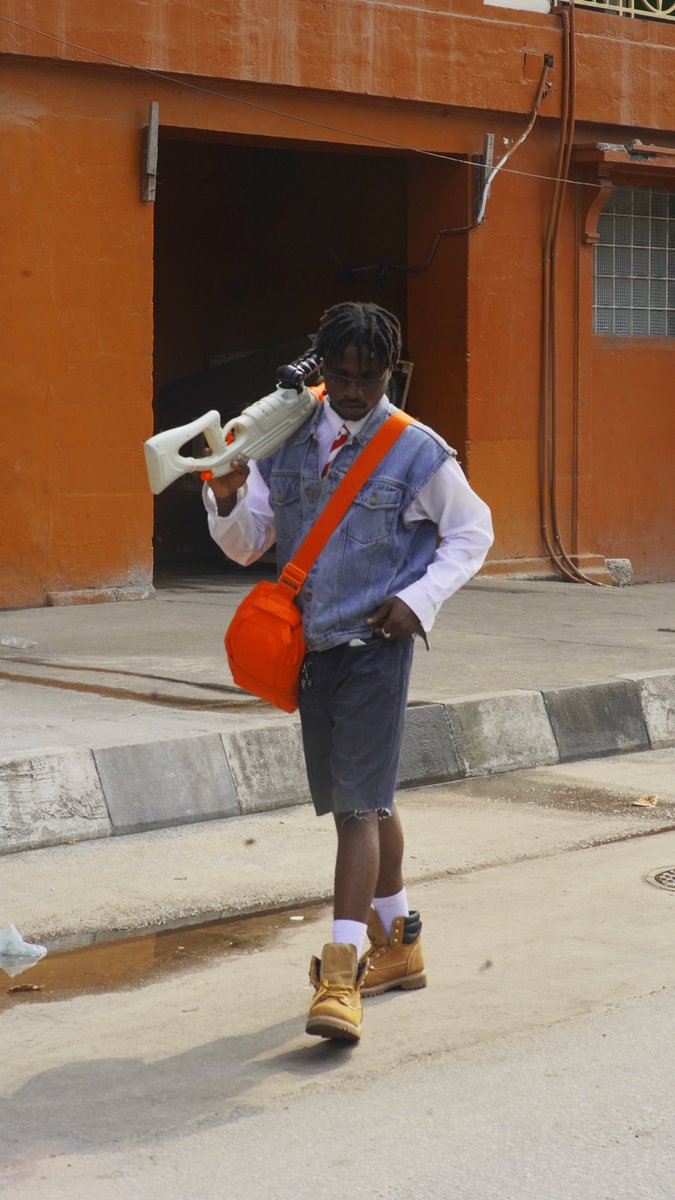 SpiceUnltd's tweet image. Your modern day Jagunjagun 

Lens - @horluwholey

#manonfire #gyr8clan