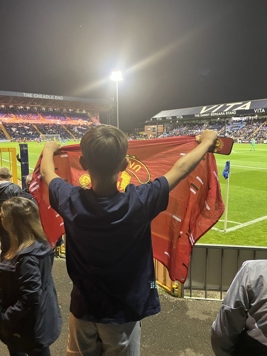 Great opportunity to take the younger generation to an away game last night, great atmosphere and good result. Dan Gore some player, head and shoulders above anyone else on the pitch.