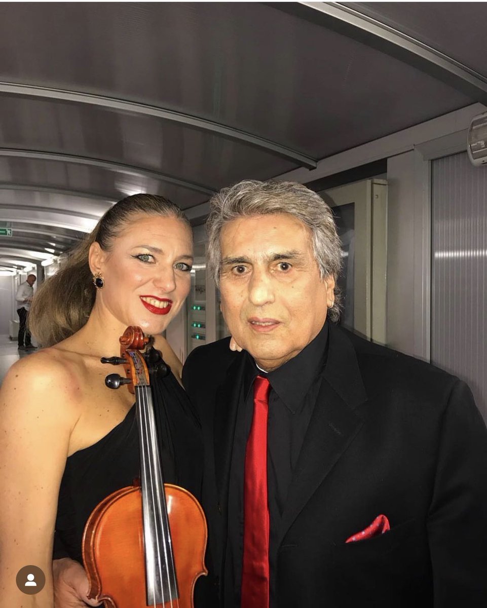 💔 ho un bellissimo ricordo di lui, l’avevo accompagnato a <a href="/chetempochefa/">Che Tempo Che Fa</a> un vero italiano ! #Toto #totocotugno #italianovero #italiano #Italy #world 🇮🇹