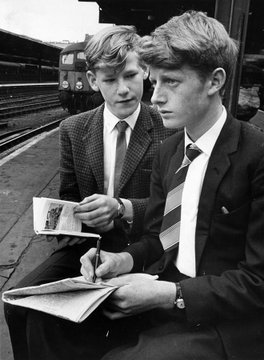 DurhamWASP's tweet photo. Well-dressed teenage trainspotters, August 1963 https://t.co/EnJLYENxse