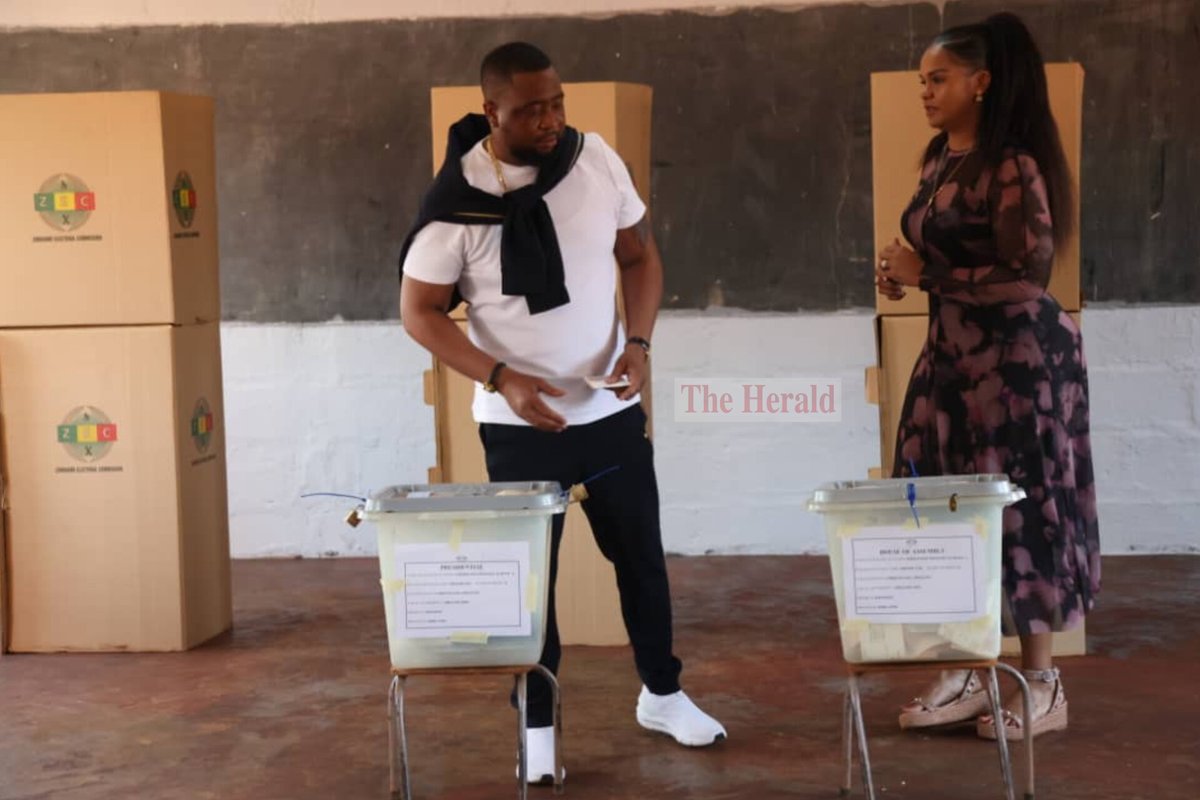 Emmerson Mnangagwa Jnr and his wife cast their votes at Sherwood Park Primary School polling station this morning. 
#ChirumhanzuZibagwe
#MidlandsProvince
#ZimElections2023