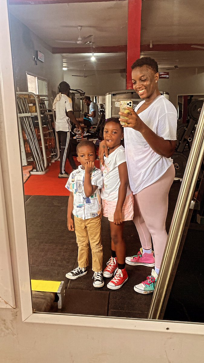 My babes came to the gym with me….