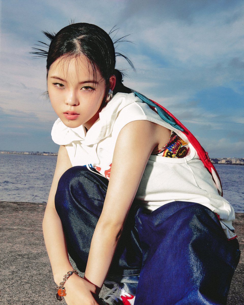 COCONA NEW DANCE from XG's 1st Mini Album 'NEW DNA' Streaming