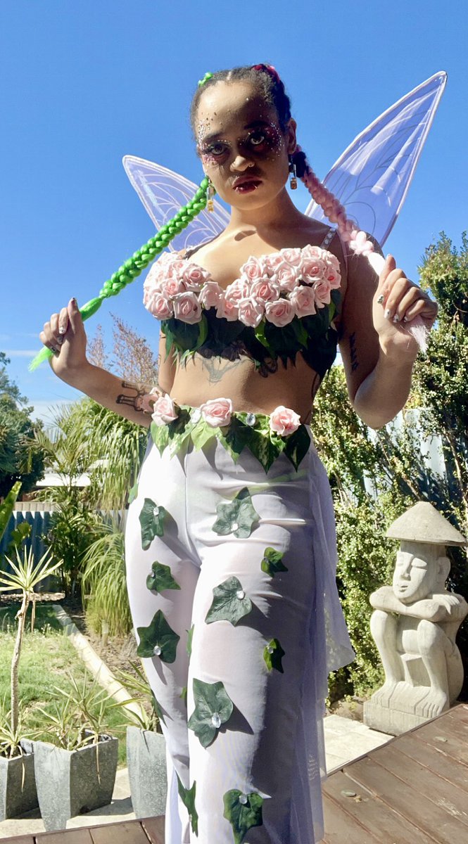 Xephers_World's tweet photo. Throwback to when I made 2x DIY Garden Fairy fits inspired by @AmberScholl 🥰 Got another similar theme event coming up so thinking of remaking something similar again 🧚🏽‍♀️ https://t.co/Sv7le8DXoR