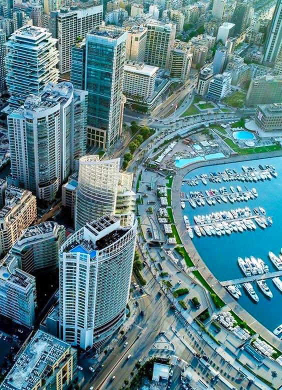 LGeographic's tweet photo. Beirut, the capital of Lebanon, is a vibrant and historic city situated along the Mediterranean. It's known for its diverse culture, history, and lively nightlife. The city showcases a mix of modern skyscrapers and traditional architecture creating a unique blend of old and new. https://t.co/HdBLiOBQan