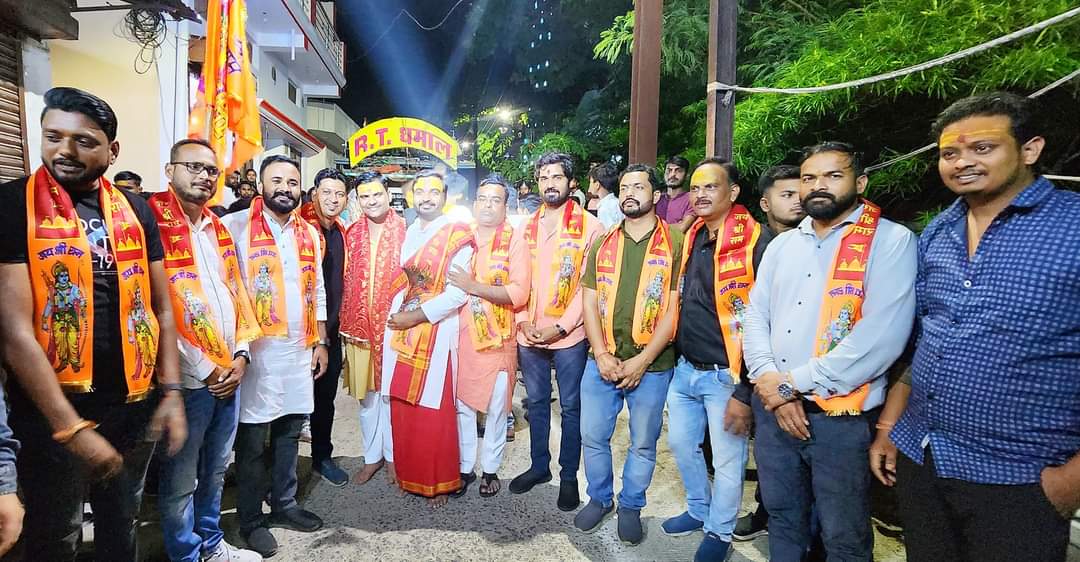 YogendraSinghMP's tweet photo. भारतीय जनता युवा मोर्चा के जिला मंत्री, भाई गोपाल गुप्ता जी द्वारा कैलाशपुरी गुप्तेश्वर वार्ड से, विशाल झंडा एवं तिरंगा यात्रा, अनगढ़ महावीर हनुमान मंदिर तक आयोजन किया गया जिस में सम्मिलित होने का सौभाग्य प्राप्त हुआ। https://t.co/LTqXia6Ic1