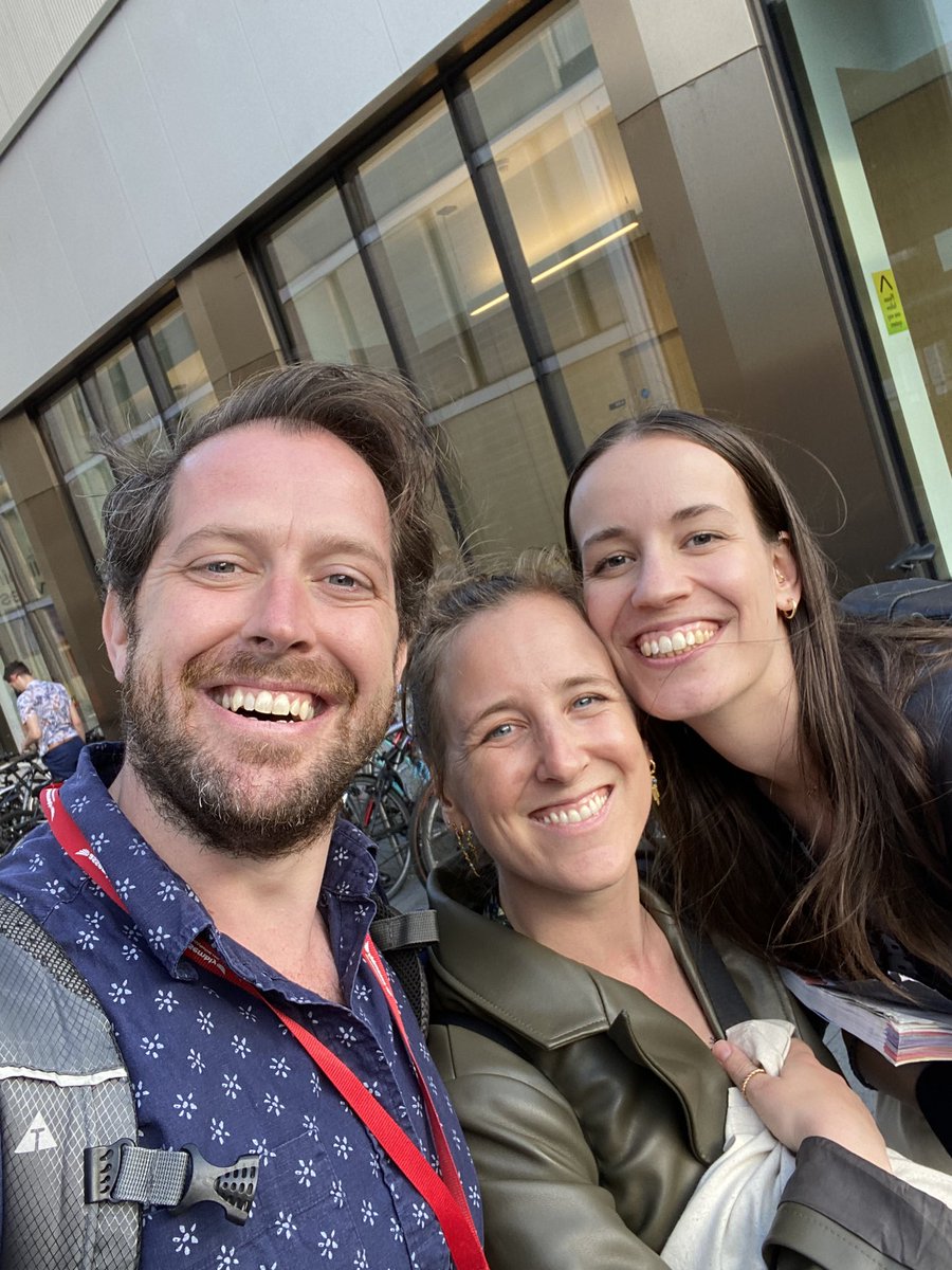 CliffClub95's tweet image. Writer Paul went to see friend @HenrietteLaurs2’s new play, GATE NUMBER 5, @Cvenues yesterday!  A funny, moving, queer love story with an unexpected turn.  Henriette is only here this week, so get to it!! 👏🎭🇩🇰❤️