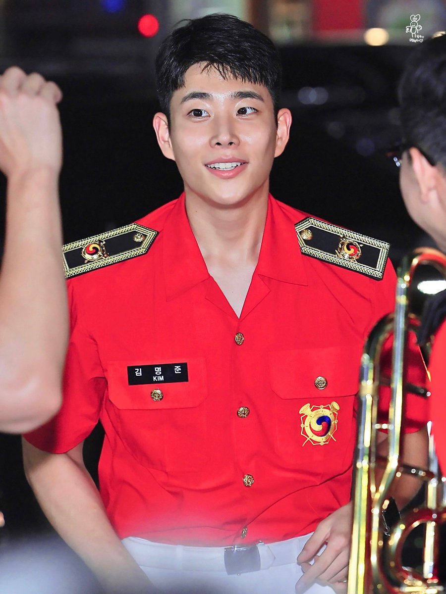 MJ__heart's tweet photo. 230812 태백 대한민국관악대축제

어떻게 사람이..
이렇게 귀엽고 깜찍하게 생길 수가 있지...?

아 마따 울 묭쭈니 사람아니지 요정이었찌..😆🧚🏻‍♀️💕
#ASTRO #MJ #아스트로 #엠제이 #김명준 https://t.co/G7iR8w57dt