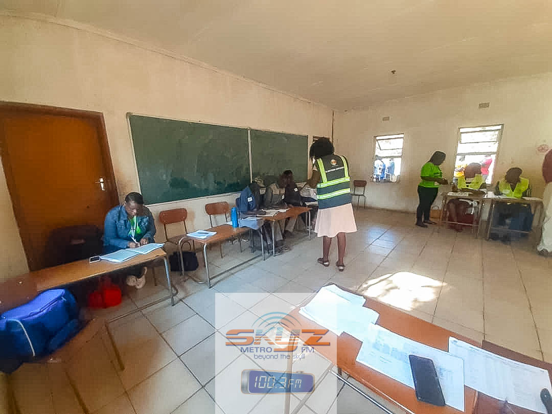 SkyzMetroFM's tweet photo. 2023 Harmonized Elections Picture Update

Kings Primary School (Vic Falls)

Time:  0907hrs https://t.co/iruIXbfw4v