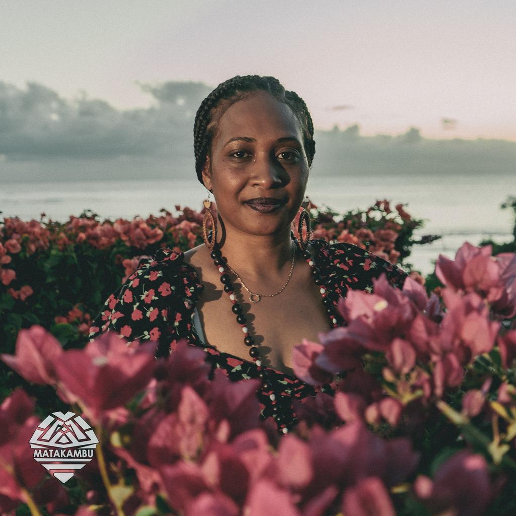 matakambu's tweet photo. Currently in Post-Production 🎬- new music video for  Vanessa Quai 🇻🇺 featuring DeSiz 🇵🇬.
Filmed on the beautiful island of Tanna 🌋. 
Stay tuned for more info and the release date.🎬
https://t.co/FKrLJ0Zrxj
Photo Location: Tanna Evergreen 
#matakambu #vanuatu #png #photography https://t.co/JFRMC40RyX