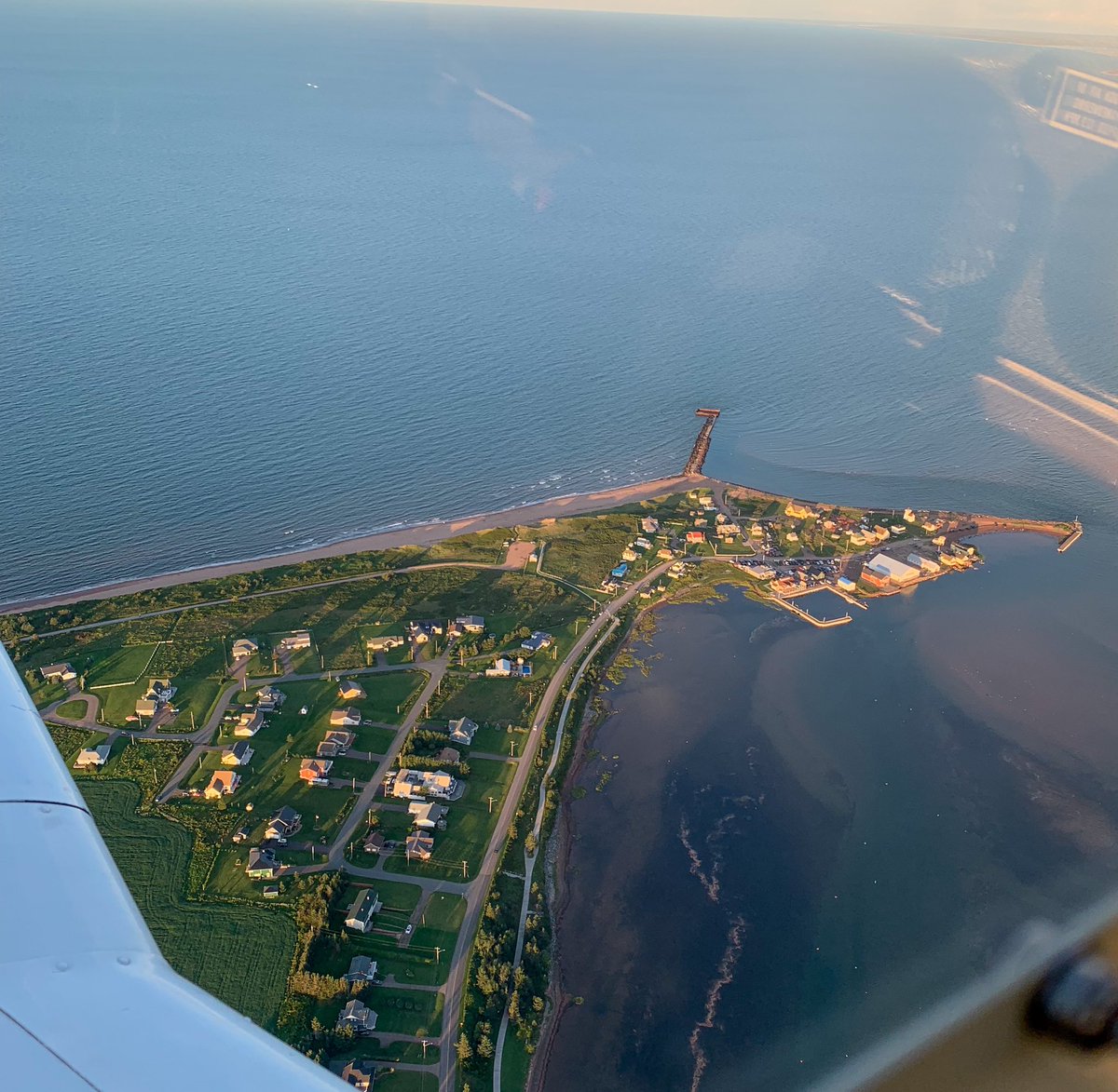 yygpilot's tweet photo. Up over Cavendish to North Rustico last night. Smooth up there! https://t.co/HIsvQKG23i