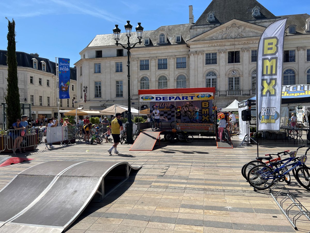 Du BMX pour tous !

Le Bi Club Chapellois vous propose une initiation au BMX. Tout le monde peut venir participer même pour les enfants à partir de 2 ans, une animation draisienne leur est proposé.

➡️ Ce samedi Place du Martroi de 14h30 à 18h30.

ℹ️ : fcld.ly/uhum9x5
