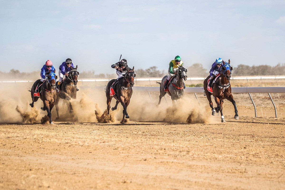 The podcast will be back soon with some more <a href="/birdsvilleraces/">Birdsville Races</a> shows featuring  Race Vice President Gary Brook (Ep 148 below), spectators on their way to the outback &amp; jockey John Keating <a href="/TheSportSocial/">Sport Social Podcast Network</a> #Birdsville
Photo RLR Photography
chrt.fm/track/4F8ACF/t…