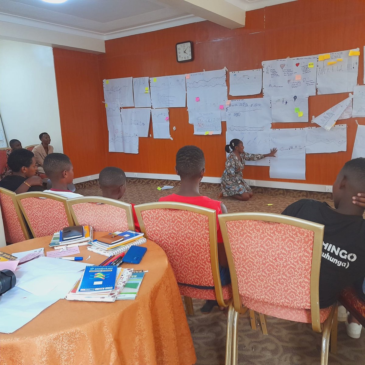 #HappeningThisWeek 
We are excited to be in Rwanda this week, engaging with adolescent girls on feminist leadership! We propose to equip them with tools and skills to support and challenge societal norms and enhance their self-awareness.

#GirlsLead #feministleadership