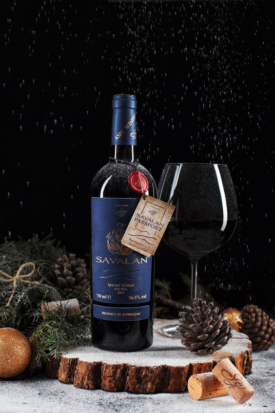 celeste52141's tweet photo. Can you tell me what caption is suiting for this wine?
#AutumnIsComing
#Morning Carol
#wednesdaythought
#Big Dipper
#Piroe https://t.co/Ja7H3X1AUA