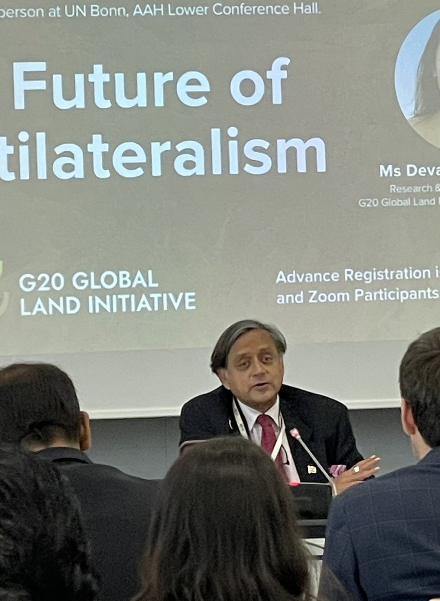 “Post-truth is just a fancy way of saying a lie”, @ShashiTharoor at his usual best at @UNBonn