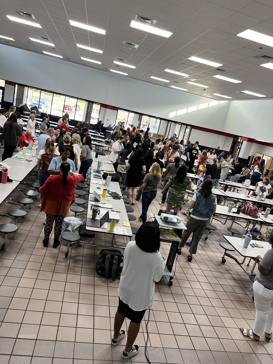 Melissa Cardamone tweet media