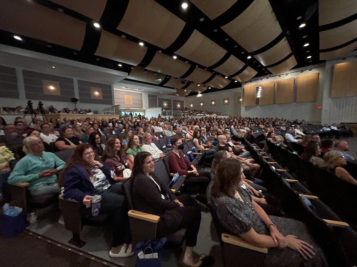 Welcome Back @QCSDNews staff…opening day for the 2023-24 school year.  @thomascmurray back home to kick things off #PantherPride #QCSDProud #AuthenticEDU