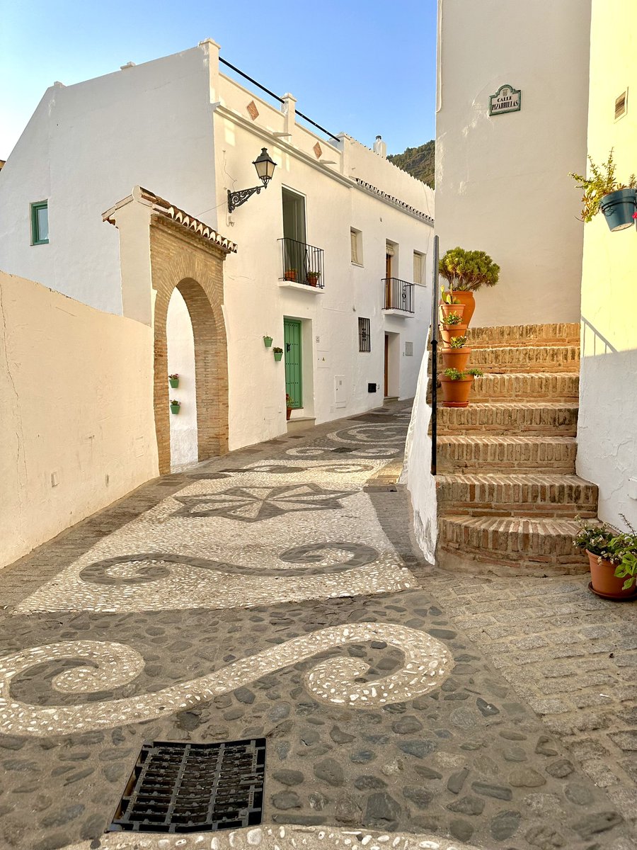 Ella feliz ☀️✨🌅🏝️