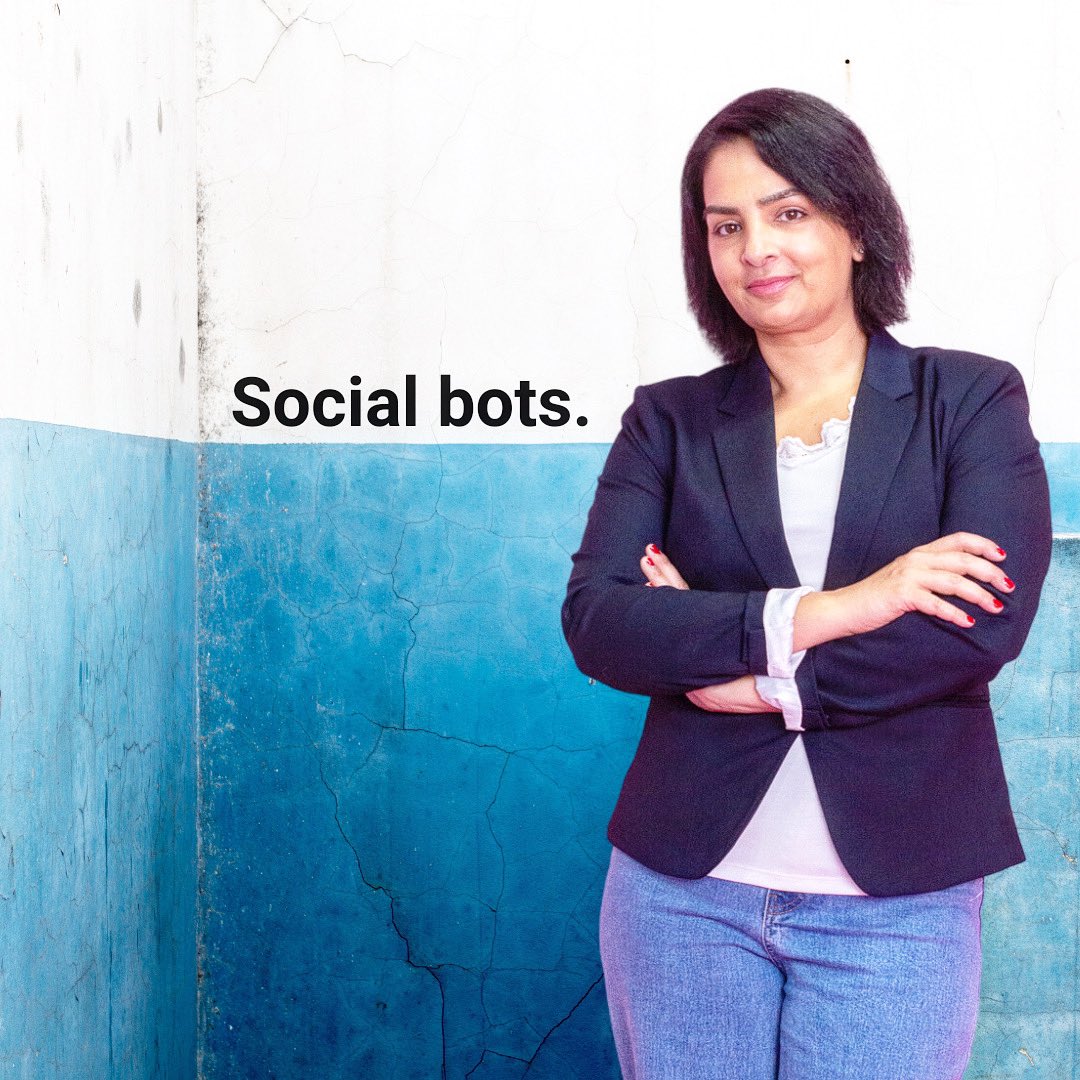 deryaguerseker's tweet photo. Social Media umgehen. Social Bots werden in Zukunft zunehmend leichter und häufiger unsere Social-Media-Kommunikation prägen. ❌

#kommunikation #gesellschaft #social #media
#demokratie #sicherheit #medienkompetenz #socialbots #socialbot #medien  #diskurs #kommwiss  #wisskomm https://t.co/jodTI6QsLa