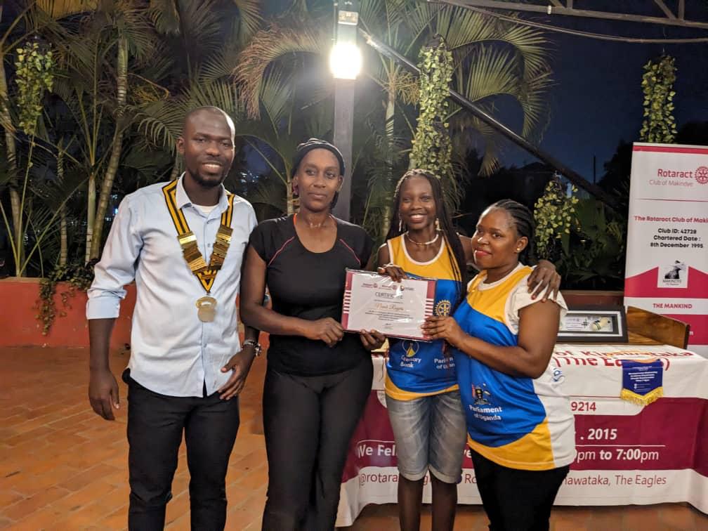 atiteprisca's tweet image. 21st - 08 - 2023

The  @RCTKinawataka  &amp;amp; @makindye_rct Joint Cancer Run Activation Fellowship 
.......
Friends , 4days left 
Get  your #RotaryCancerRun23 kit  at only 30,000 Ugx ?  
Grab yours in time using the registration link ⬇️ tickets.ugandarotarycancer.org 
 #RunForHope