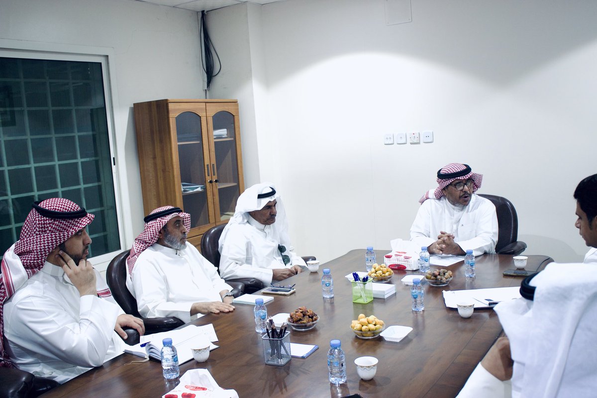 fayedonaizah's tweet photo. تشرفت الجمعية بزيارة الاخوان 
بـ مؤسسة عبدالله السليمان الخيرية 
واطلعو على برامج وأنشطة #الجمعية ✨ 

#القصيم #عنيزة https://t.co/X0QrusCtUv