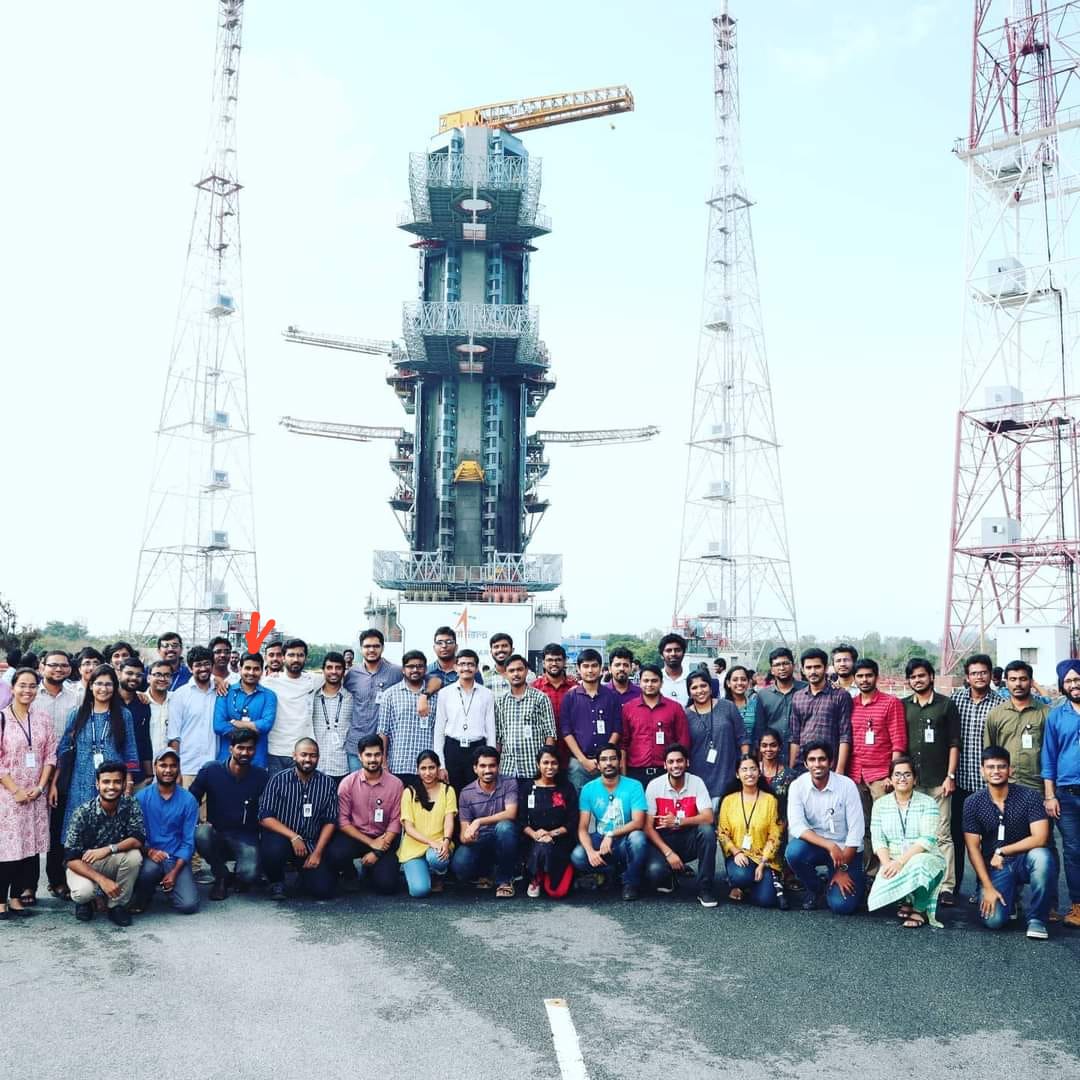 kvsdelhilive's tweet photo. On this momentous day as India's #Chandrayaan3 inches closer to the Moon's surface, #KVS feels proud to share that #KV alumnus, K. Bharat, a 2014 batch student of KV Bhilai, is also a part of this historic mission.

@isro
@EduMinofIndia
#ISROMission #ISRO #ProudKVian https://t.co/K09BFqWCEf