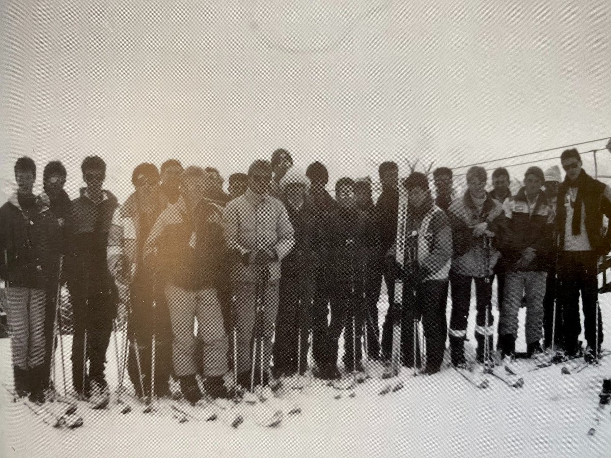 oldgregorians's tweet photo. Taking a trip down memory lane on the slopes! ❄️🎿
Share your favourite School trip in the comments below, we'd love to hear about them!

#oldgregorians #downsidealumni #downsideschool https://t.co/sLlXiUJHkq