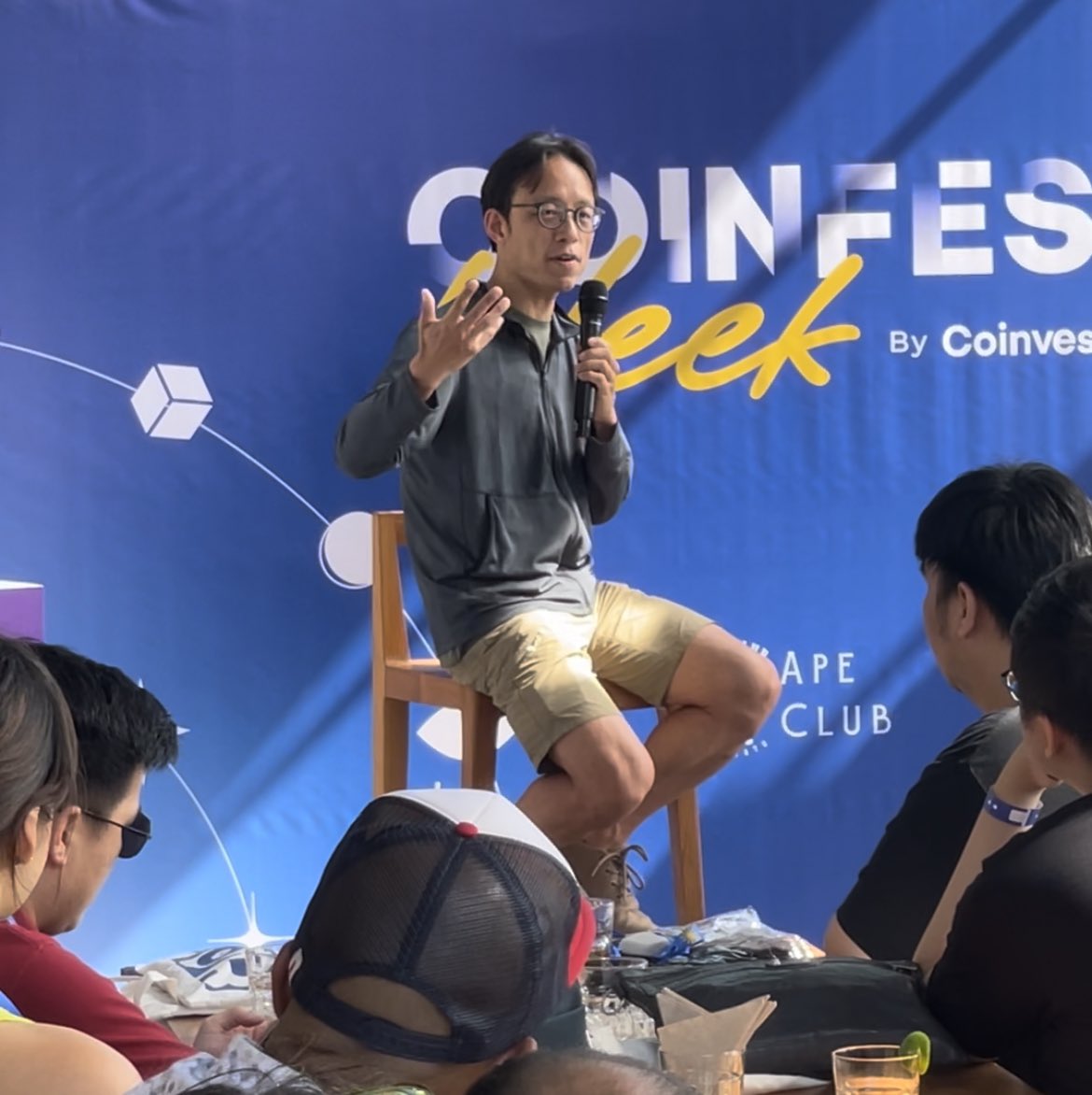 CoinfestAsia's tweet photo. Fireside chat with @ysiu in Bites, Brews &amp; Blockchain by @awscloud 
@gounixgaming &amp; @blockchainspc 

Stay prepared for more Coinfest week ahead 👀 https://t.co/JXDeLNpNlw