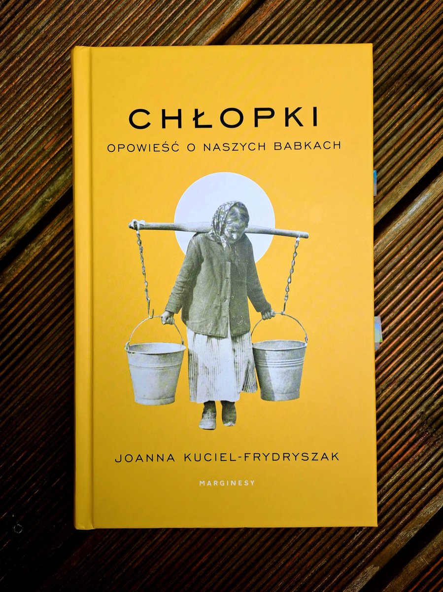 BPTarnobrzeg's tweet image. #cytat Kiedy pojawia się w inwentarzu syn chłopa, podane jest jego imię: gdy jest to dziewczyna, wystarczy hasło: córka. Jako mniej ważna pozostaje bezimienna. #Chłopki #Opowieśćonaszychbabkach
#JoannaKucielFrydryszak #Marginesy #reportaż #readlist2023pl