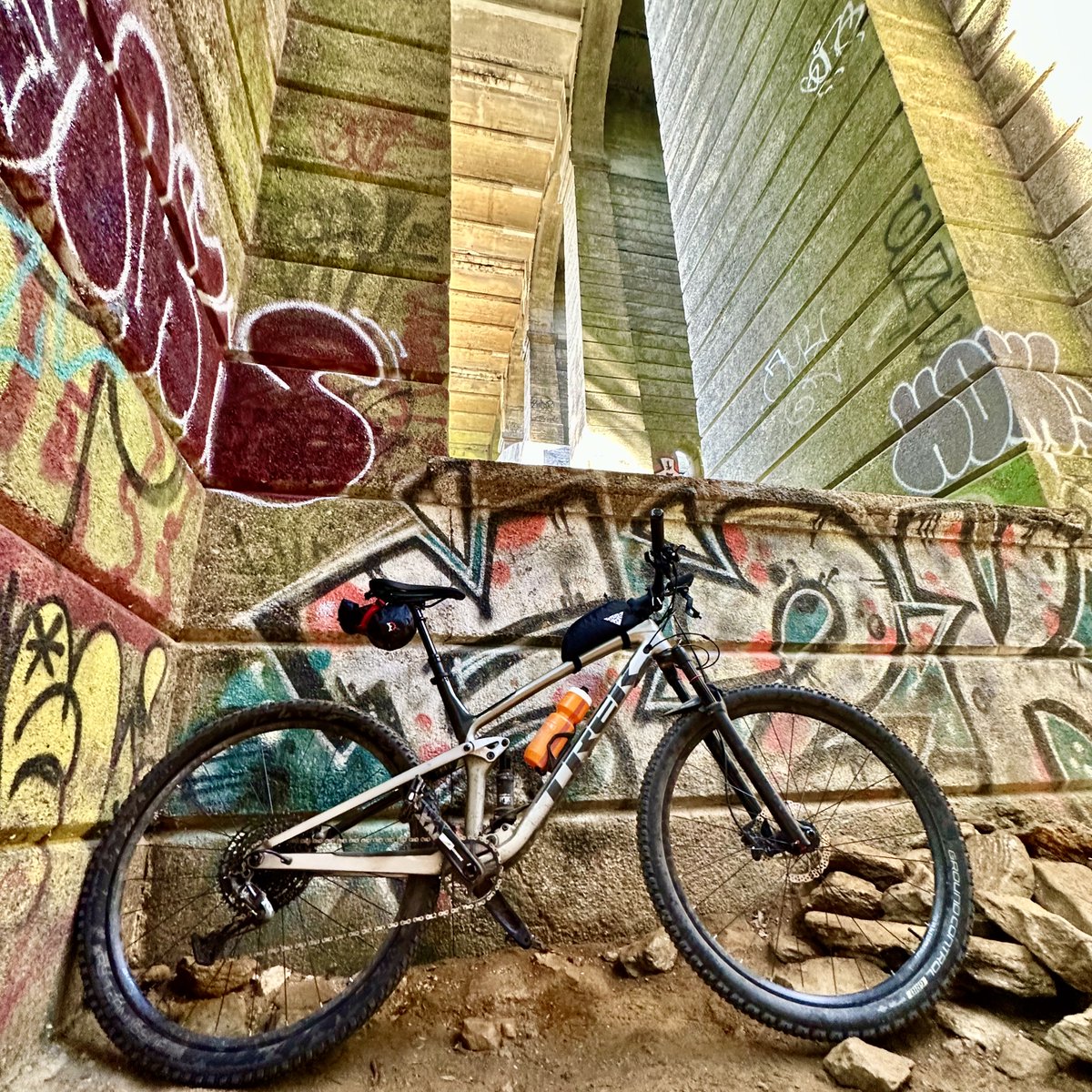 Enjoying a midweek morning #MTB ride on the Orange and Yellow Trails in #WissahickonPark before the start of the new school year. I'm still amazed this is right outside my door in #Philadelphia. @TrekBikes #TopFuel 9.7