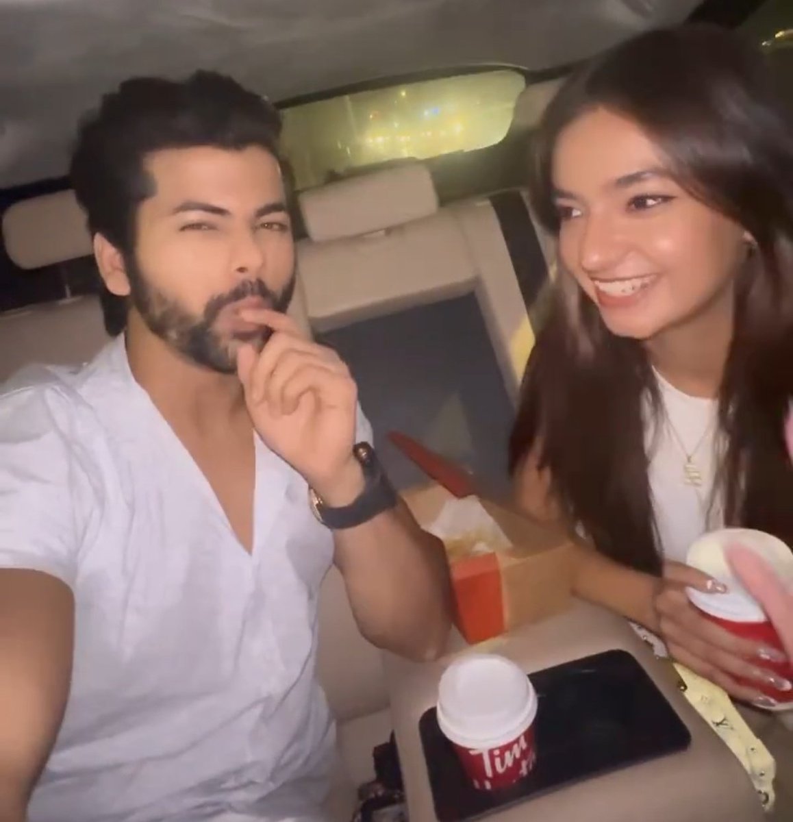 RazzaqB84802914's tweet photo. SIDNUSHKA
TERI AADAT 2
ANUSHKA SEN
SIDDHARTH NIGAM https://t.co/NIf0ymj3yF