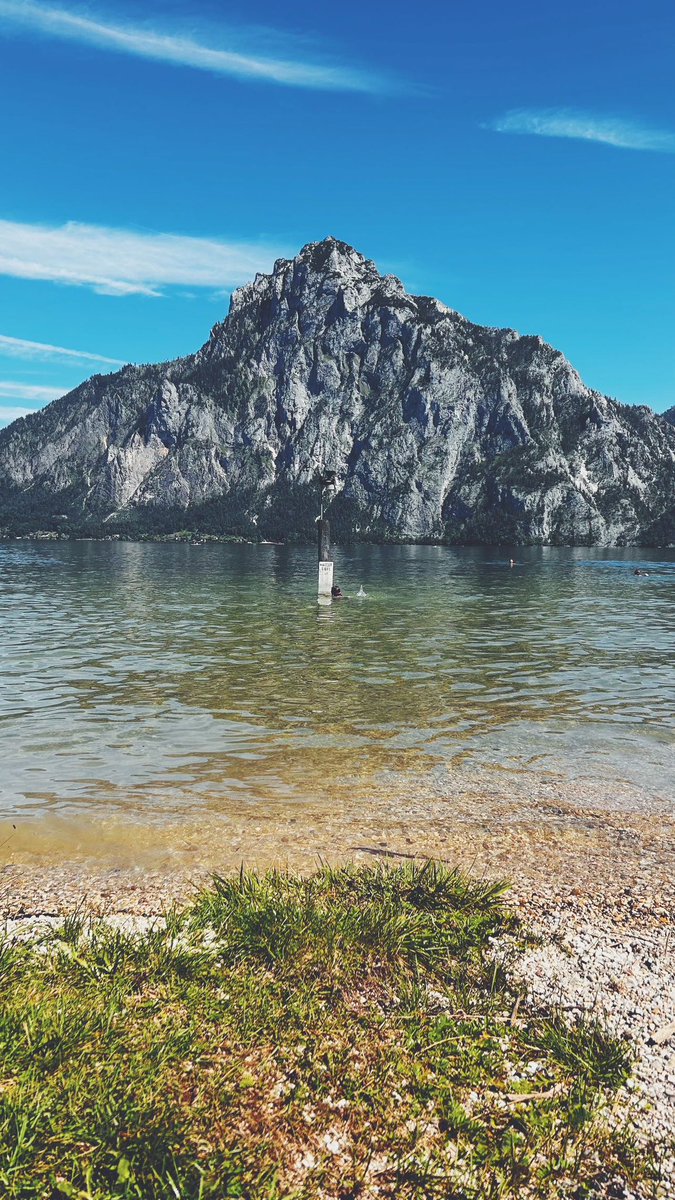 yzeeed_'s tweet photo. Hallstatt https://t.co/H2AID90pEF