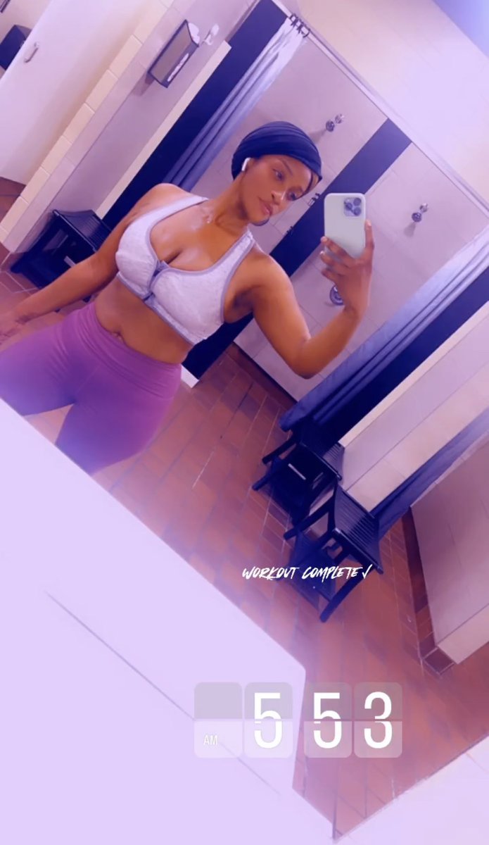 MsPatricel's tweet photo. Educators,
Don't forget to put yourself at the top of the day💪🏾💪🏾 felt so good to be back at in the gym this morning!! #WorkoutComplete https://t.co/0l0SnN0Kc4