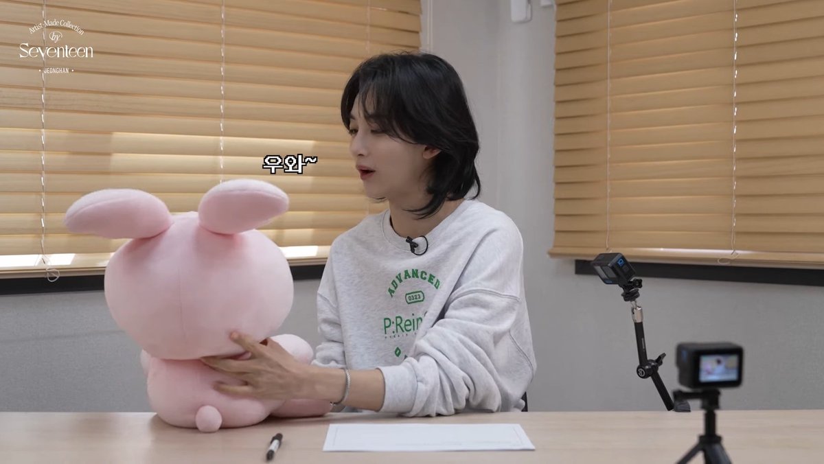 hanniethinker04's tweet photo. NOOOO THIS IS SOOOO CUTE 😭😭😭😭 https://t.co/PfMIXyvHZl