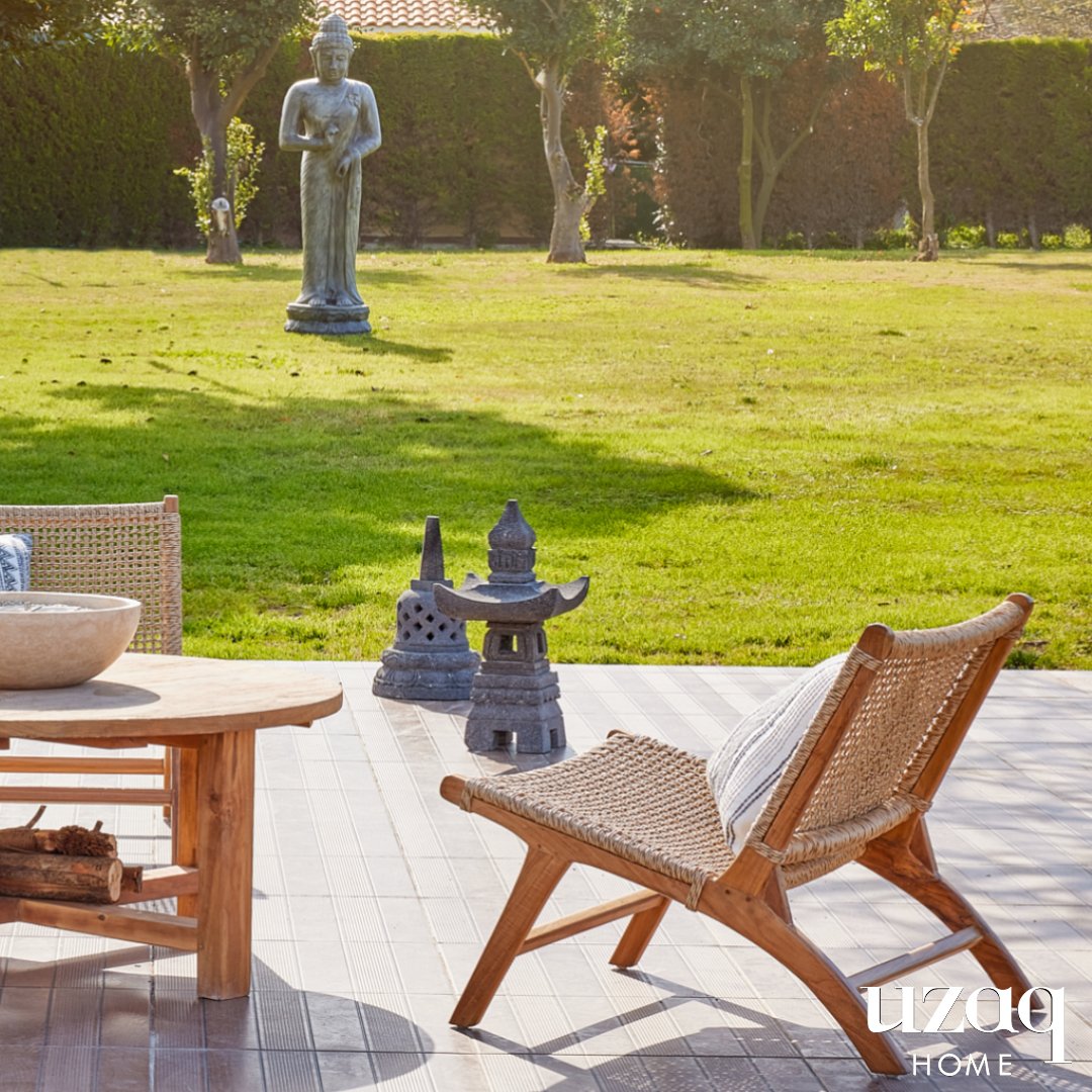 Arkanıza yaslanın ve yazın tadını çıkartın 🍃☀️ Soak up the sun ☀️🌬️ #dahauzaqdahayakın #farawaysoclose #uzaqhome #yazrüyası #embracethegreen #summersolstice