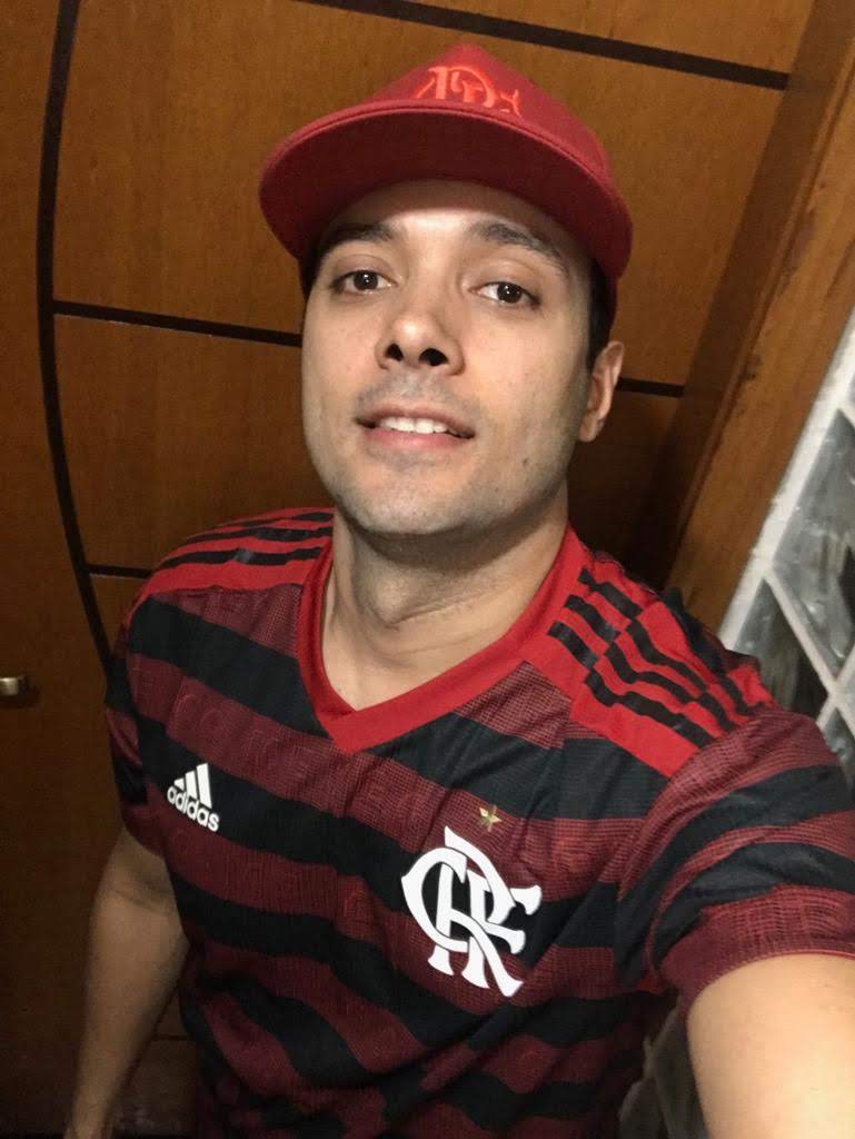DeScandian's tweet photo. 2019, o ano mágico pra todos Flamenguistas da minha geração. #SRN ❤🖤 https://t.co/oxd1OH9MKb